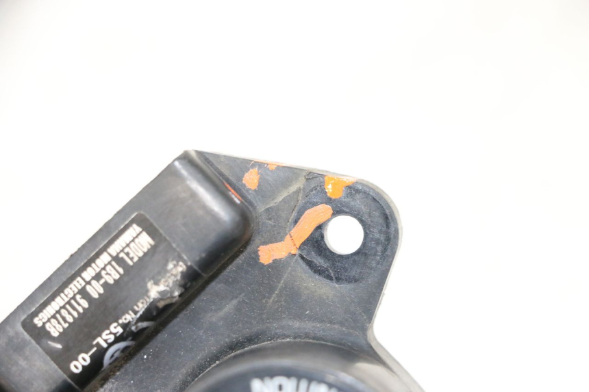 photo de ANTENA TRANSPONDEDOR YAMAHA XMAX X-MAX 125 (2006 - 2009) - Outro ângulo de visão