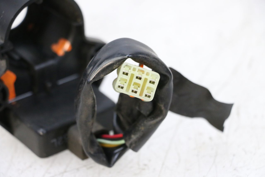 photo de ANTENA TRANSPONDEDOR YAMAHA XMAX X-MAX 125 (2006 - 2009) - Vista geral