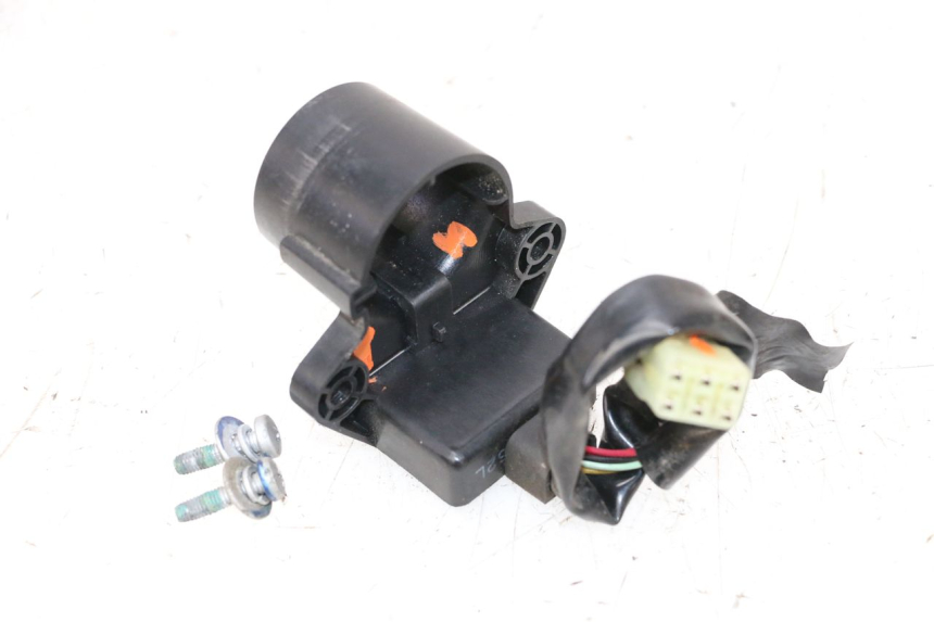 photo de ANTENA TRANSPONDEDOR YAMAHA XMAX X-MAX 125 (2006 - 2009) - Pontos de fixação