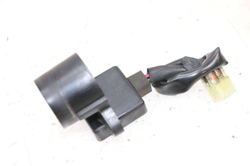 photo de ANTENA TRANSPONDEDOR YAMAHA XMAX X-MAX 125 (2006 - 2009) - Outro ângulo de visão