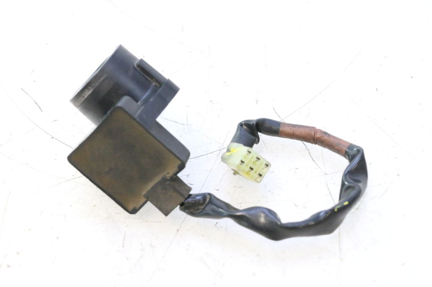 photo de ANTENA TRANSPONDEDOR YAMAHA X-MAX XMAX 125 (2010 - 2013) - Zoom do estado de desgaste