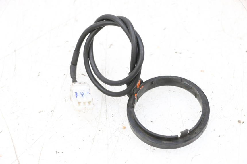 photo de ANTENA TRANSPONDEDOR PIAGGIO X8 125 (2004 - 2007) - Detalhe da peça