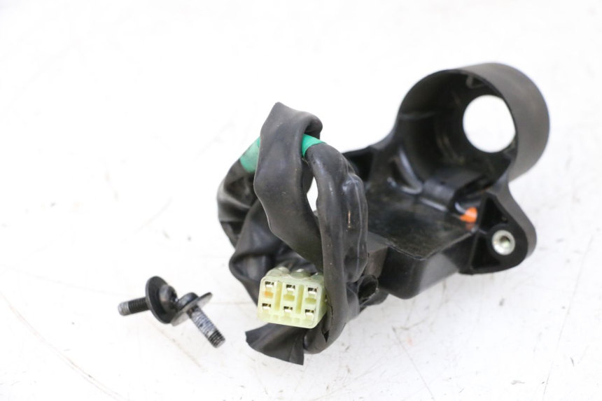 photo de ANTENA DO TRANSPONDER YAMAHA XJ6 600 (2008 - 2016) - Detalhe da peça