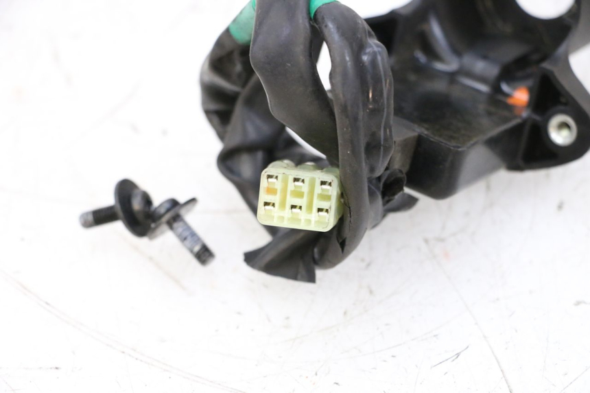 photo de ANTENA DO TRANSPONDER YAMAHA XJ6 600 (2008 - 2016) - Zoom do estado de desgaste