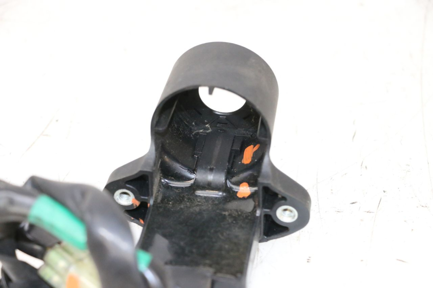 photo de ANTENA DO TRANSPONDER YAMAHA XJ6 600 (2008 - 2016) - Vista geral