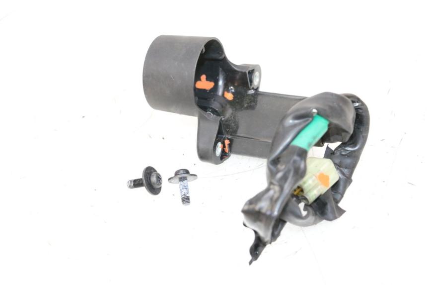 photo de ANTENA DO TRANSPONDER YAMAHA XJ6 600 (2008 - 2016) - Pontos de fixação