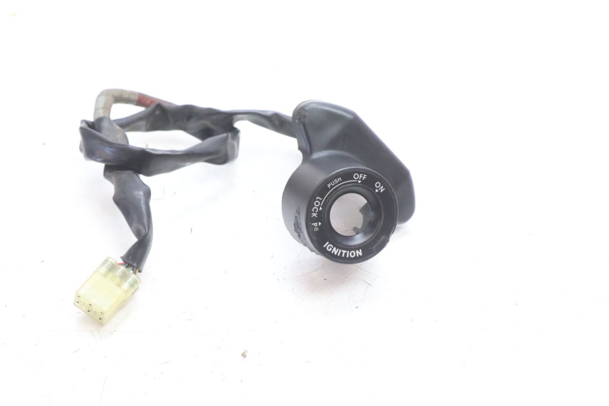 photo de ANTENA TRANSPONDER YAMAHA YZF R6 600 (2008 - 2009) - Detalhe da peça