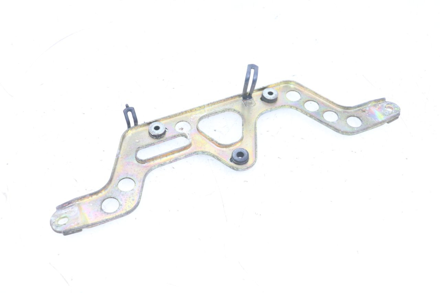 photo de SUPORTE DO PAINEL DE INSTRUMENTOS KAWASAKI GPX R WARBIRD 600 (1988 - 1993) - Detalhe da peça