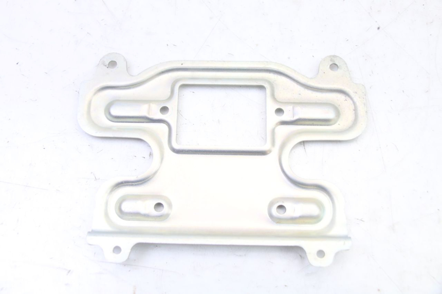 photo de SUPORTE DO PAINEL DE INSTRUMENTOS APRILIA SXR 50 (2021 - 2023) - Zoom do estado de desgaste
