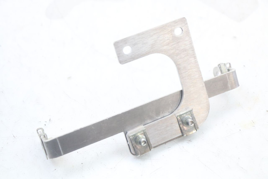 photo de SUPORTE DO PAINEL DE INSTRUMENTOS VENT DERAPAGE 50 (2018 - 2023) - Zoom do estado de desgaste