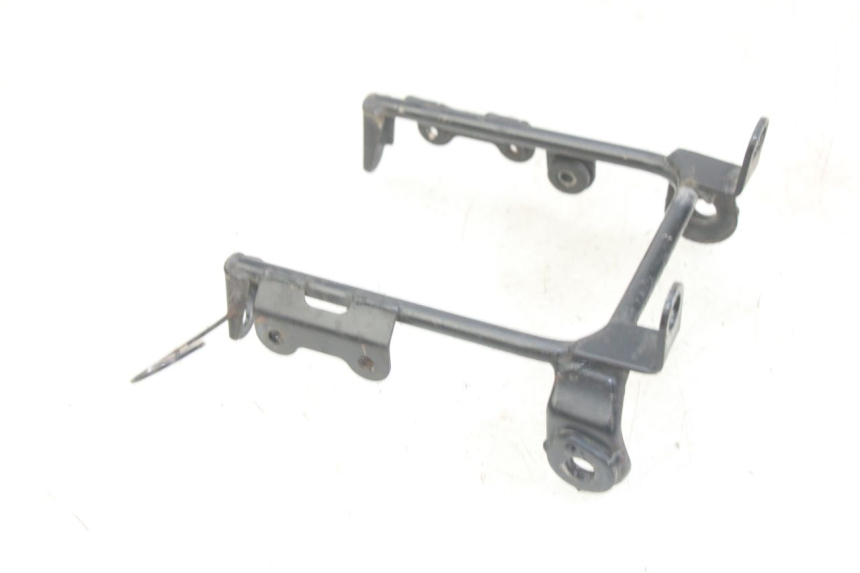 photo de SUPORTE DO PAINEL DE INSTRUMENTOS YAMAHA XJN DIVERSION 600 (2000 - 2003) - Zoom do estado de desgaste