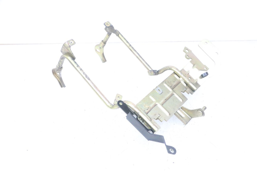 photo de ARANHA FRONTAL PEUGEOT JET FORCE CARBU 50 (2003 - 2016) - Ampliação técnica
