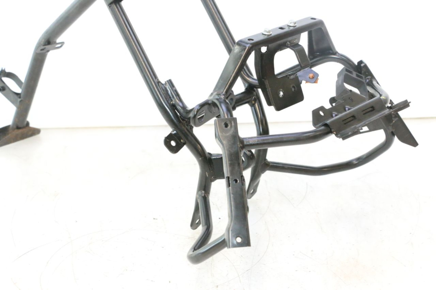 photo de ARANHA DIANTEIRA PIAGGIO MP3 500 (2016 - 2018) - Vista geral