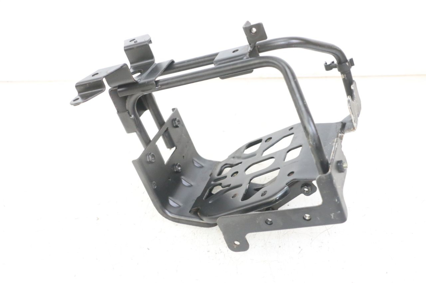 photo de ARANHA FRONTAL PEUGEOT SATELIS 125 (2013 - 2018) - Ampliação técnica