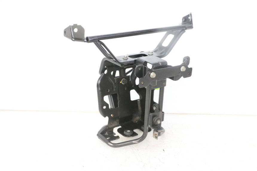 photo de ARANHA FRONTAL PEUGEOT SATELIS 125 (2013 - 2018) - Vista principal