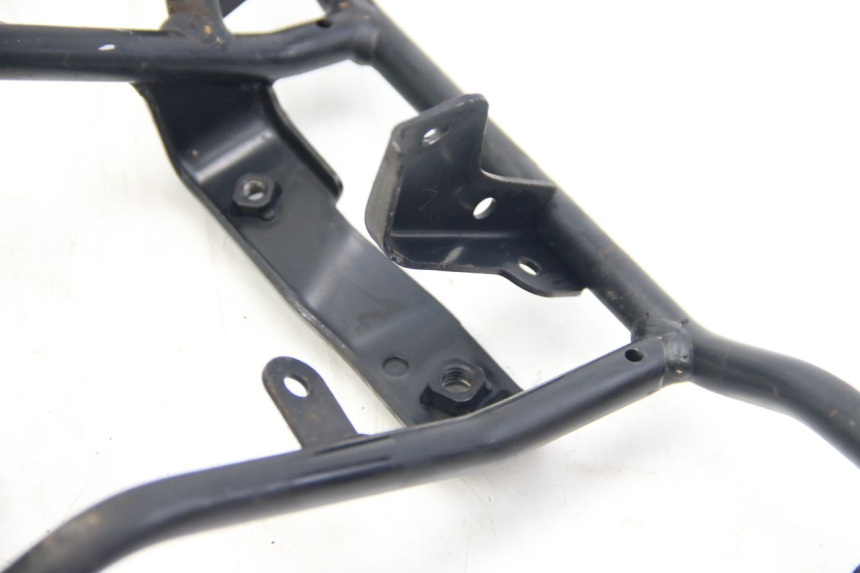 photo de ARANHA FRONTAL SUZUKI SIXTEEN 125 (2008 - 2010) - Outro ângulo de visão
