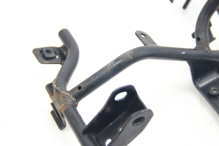 photo de ARANHA FRONTAL SUZUKI SIXTEEN 125 (2008 - 2010) - Vista geral