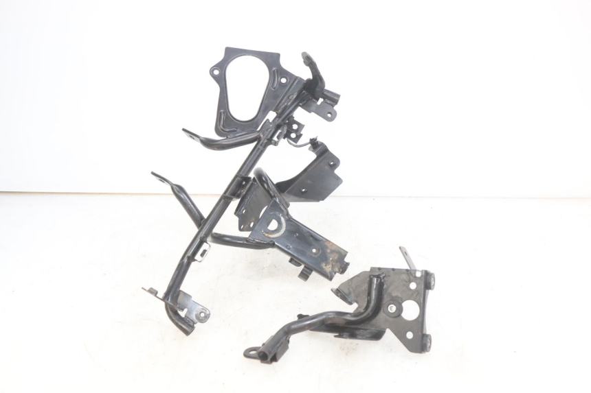 photo de ARANHA FRONTAL YAMAHA X-MAX XMAX 125 (2010 - 2013) - Zoom do estado de desgaste