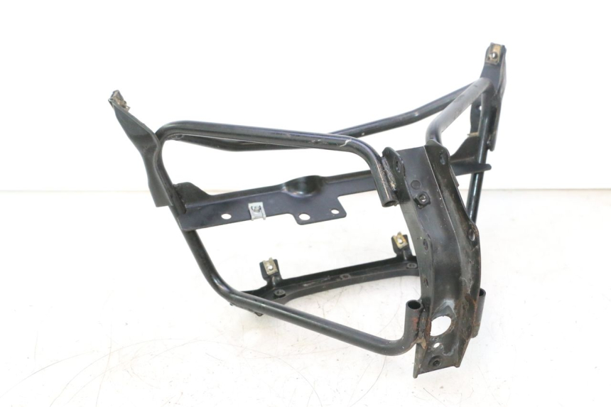 photo de SUPORTE DE CARENAGEM DIANTEIRA PIAGGIO X8 STREET 125 (2006 - 2007) - Zoom do estado de desgaste