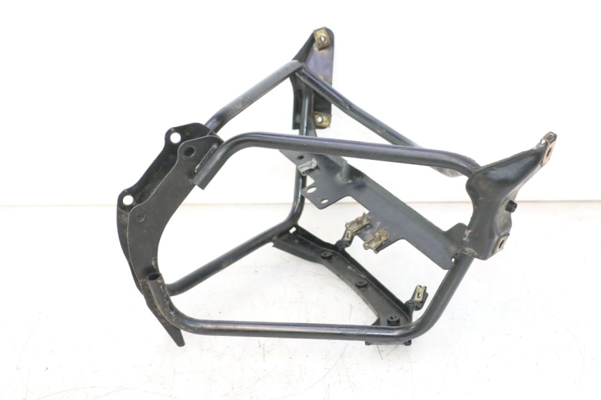 photo de SUPORTE DE CARENAGEM DIANTEIRA PIAGGIO X8 STREET 125 (2006 - 2007) - Outro ângulo de visão