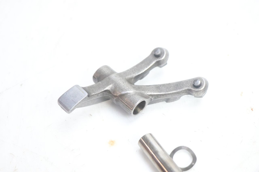 photo de Árvore de cames SUZUKI DR S 600 (1985 - 1989) - Pontos de fixação
