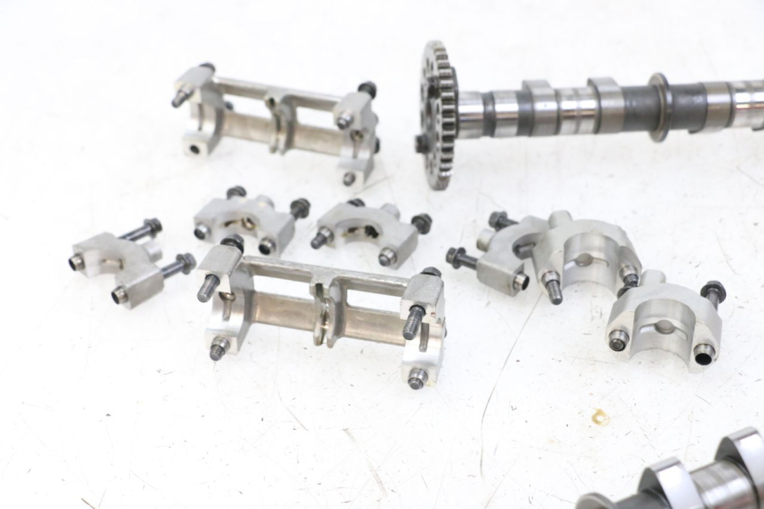 photo de ÁRVORE DE CAMES YAMAHA FJR ABS 1300 (2006 - 2012) - Detalhe da peça