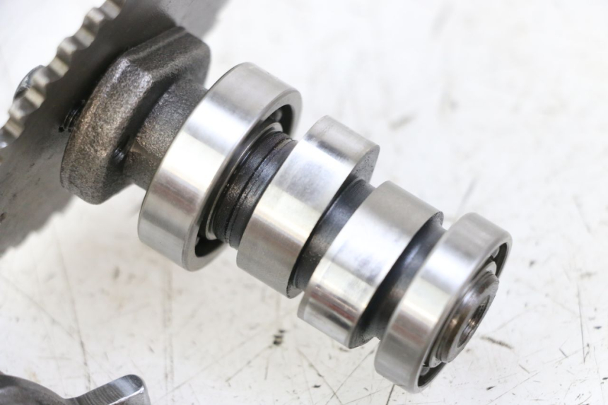 photo de ÁRVORE DE CAMES PEUGEOT KISBEE 4T 50 (2018 - 2022) - Pontos de fixação