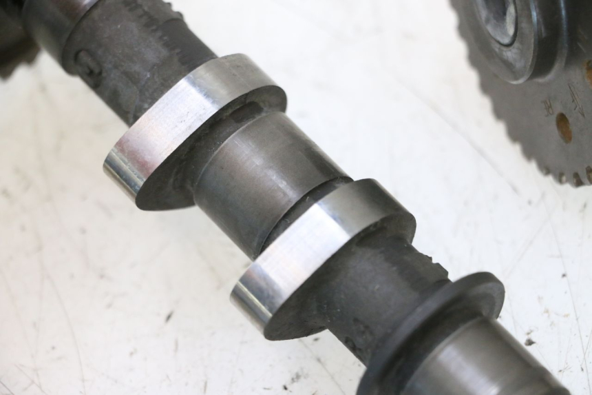 photo de Árvore de cames SUZUKI SV S 650 (2003 - 2009) - Ampliação técnica
