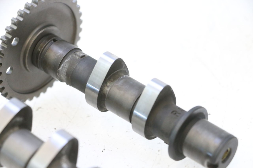 photo de Árvore de cames SUZUKI SV S 650 (2003 - 2009) - Zoom do estado de desgaste