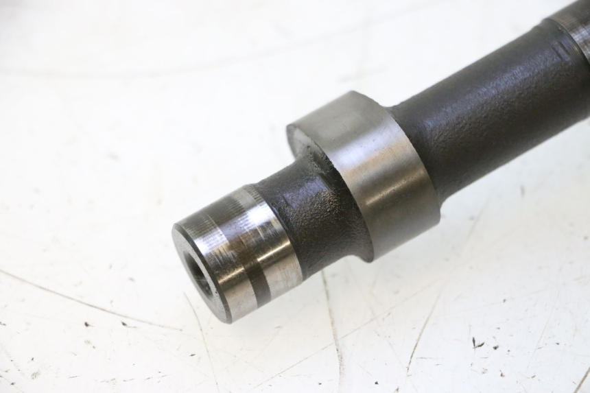 photo de Árvore de cames de admissão SUZUKI GSF N BANDIT 1200 (2001 - 2005) - Vista de perto