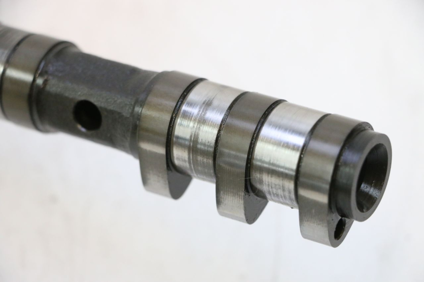 photo de Árvore de cames de admissão YAMAHA YZF R GENESIS 750 (1993 - 1998) - Peça verificada
