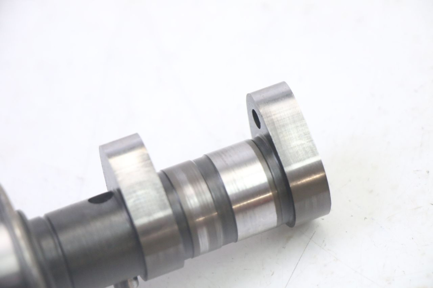 photo de ÁRVORE DE CAMES DE ESCAPE YAMAHA YZF YZ-F 450 (2014 - 2016) - Detalhe da peça