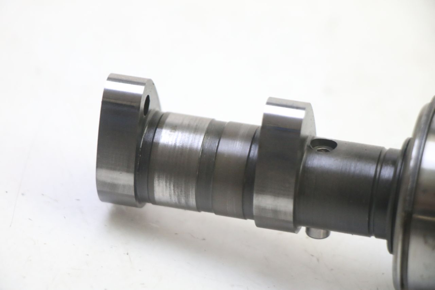 photo de ÁRVORE DE CAMES DE ESCAPE YAMAHA YZF YZ-F 450 (2014 - 2016) - Outro ângulo de visão
