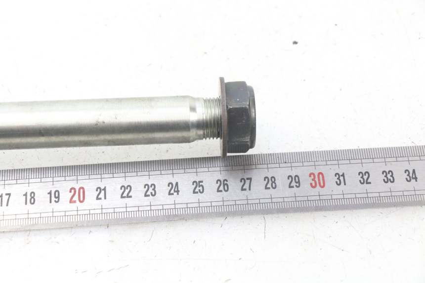 photo de EIXO DO BRAÇO OSCILANTE YAMAHA FJR ABS 1300 (2006 - 2012) - Detalhe da peça