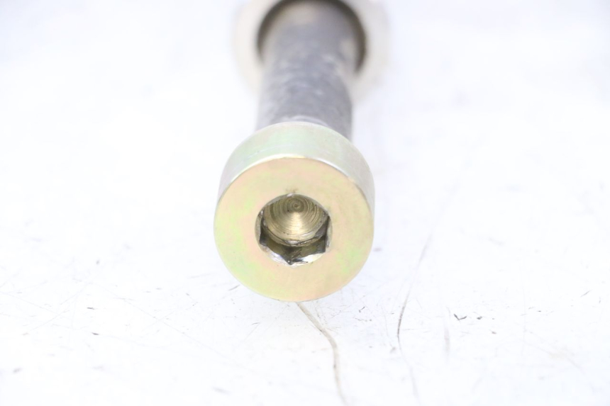 photo de EIXO DO BRAÇO OSCILANTE TRIUMPH SPRINT 900 (1995 - 1998) - Pontos de fixação