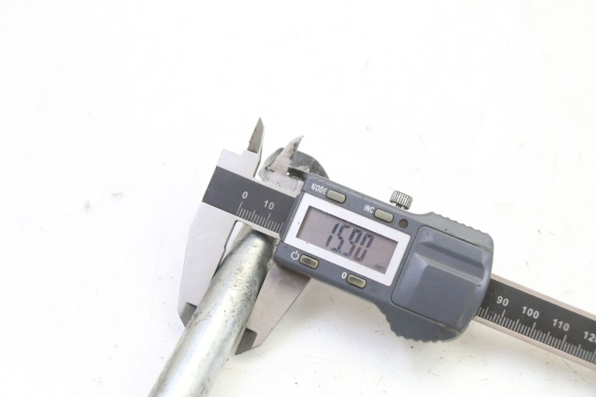 photo de EIXO DO BRAÇO OSCILANTE YAMAHA TDR DELTABOX 125 (1997 - 2003) - Ampliação técnica