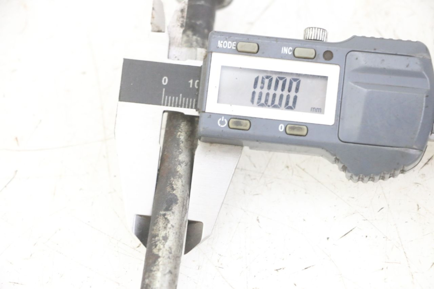 photo de EIXO DO MOTOR SUZUKI GS GSE 500 (2001 - 2003) - Detalhe da peça