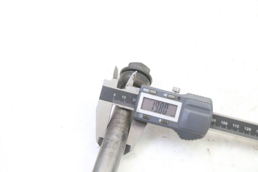photo de EIXO DA RODA TRASEIRA HONDA CBR RR FIREBLADE 900 (1992 - 1994) - Ampliação técnica