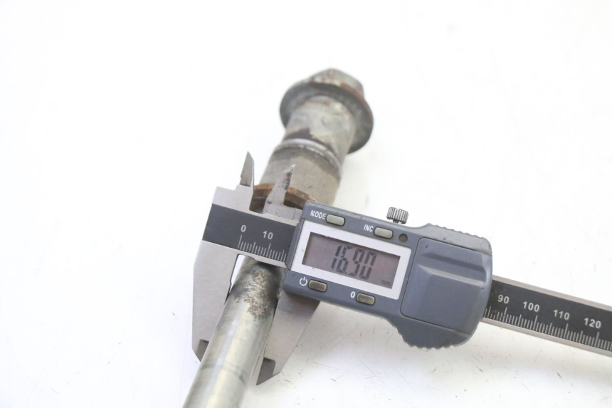 photo de EIXO DA RODA TRASEIRA APRILIA CLASSIC 125 (1995 - 2001) - Ampliação técnica