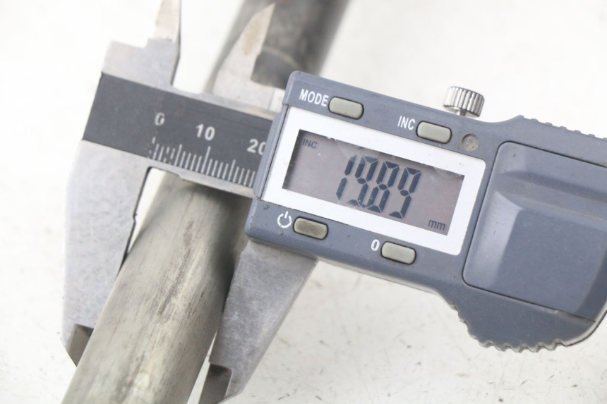 photo de EIXO DA RODA TRASEIRA YAMAHA FJR ABS 1300 (2006 - 2012) - Ampliação técnica