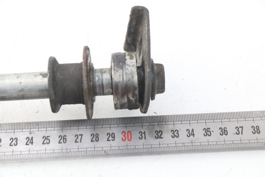 photo de EIXO DA RODA TRASEIRA SUZUKI GSX-F GSXF 600 (1998 - 2004) - Detalhe da peça