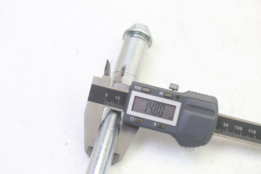 photo de EIXO DA RODA TRASEIRA APOLLO RFZ 125 - Ampliação técnica