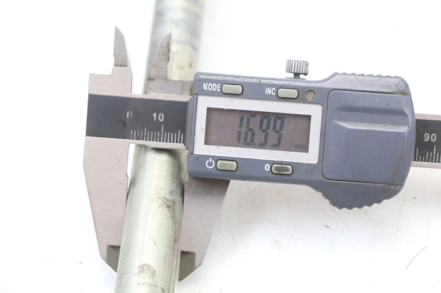 photo de EIXO DA RODA TRASEIRA CAGIVA SUPER CITY 125 (1992 - 1997) - Ampliação técnica