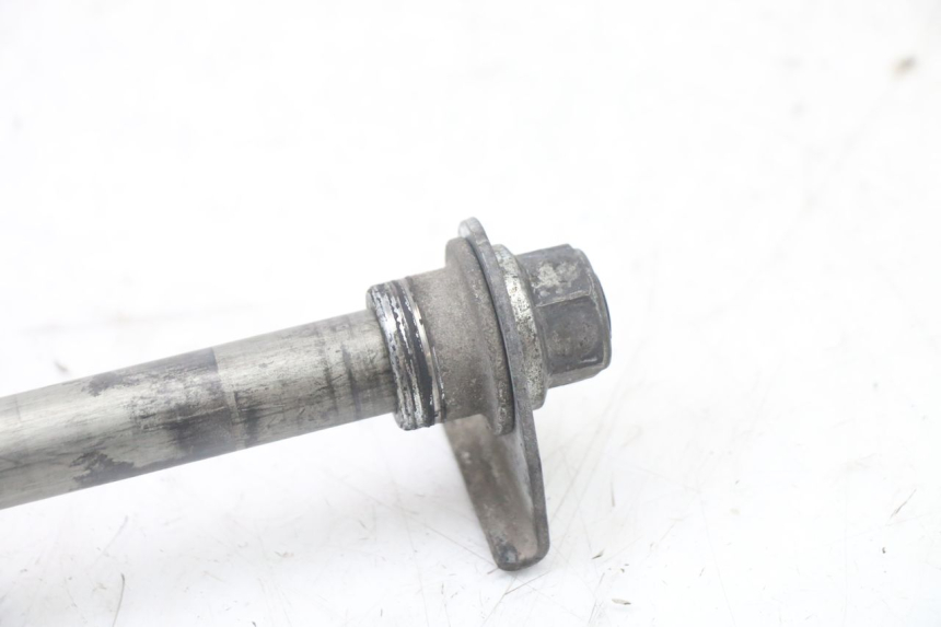 photo de EIXO DA RODA TRASEIRA SUZUKI GSF S BANDIT 600 (2000 - 2004) - Zoom do estado de desgaste