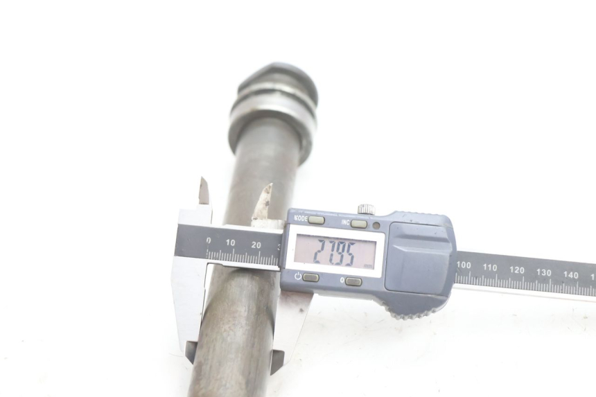 photo de EIXO DA RODA TRASEIRA YAMAHA YZF R GENESIS 750 (1993 - 1998) - Ampliação técnica
