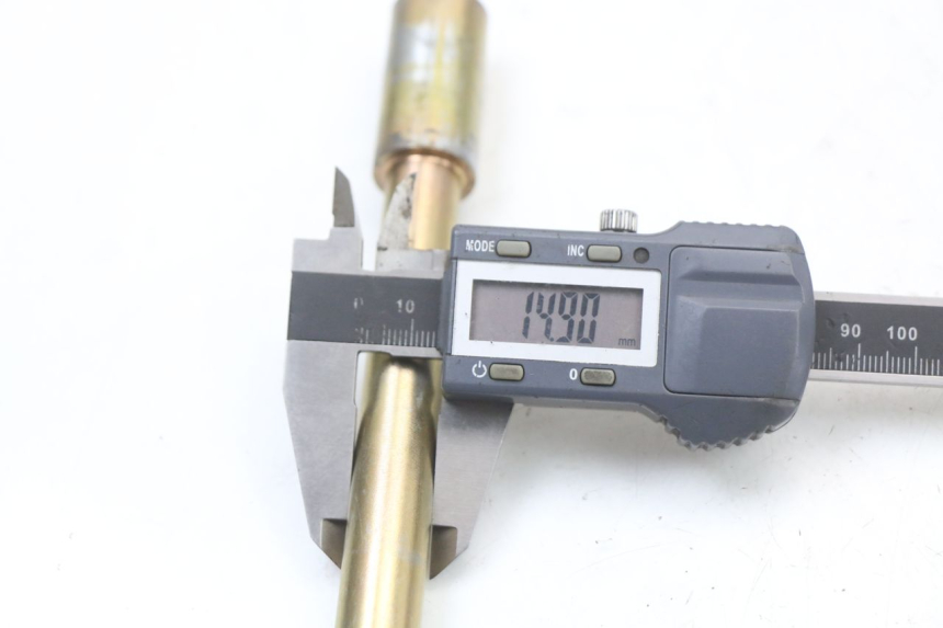 photo de EIXO DA RODA DIANTEIRA HYOSUNG GV AQUILA 125 (2000 - 2009) - Ampliação técnica