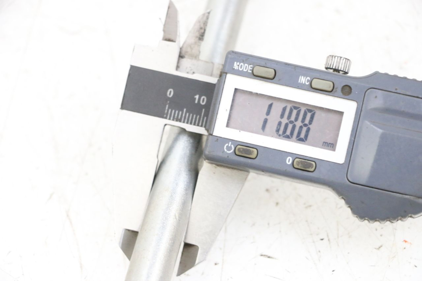 photo de EIXO DA RODA DIANTEIRA MAG POWER BOMBERS 4T 50 (2016 - 2026) - Detalhe da peça