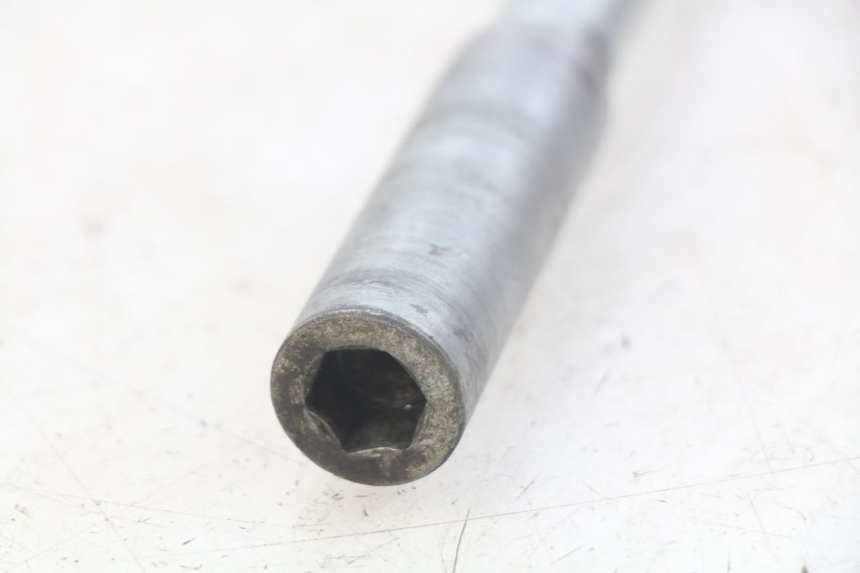 photo de EIXO DA RODA DIANTEIRA SUZUKI BURGMAN 650 (2002 - 2004) - Pontos de fixação