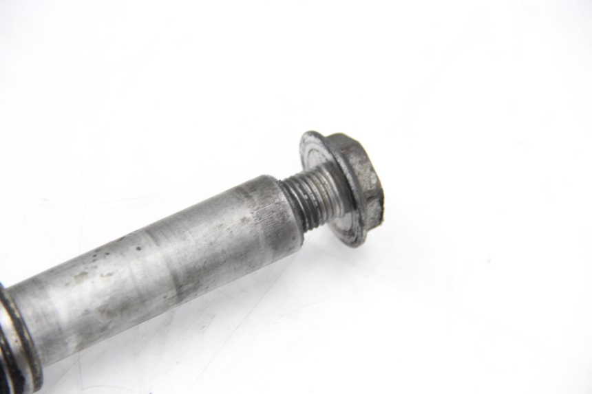 photo de EIXO DA RODA DIANTEIRA HONDA CBR F SC21 1000 (1986 - 1992) - Zoom do estado de desgaste