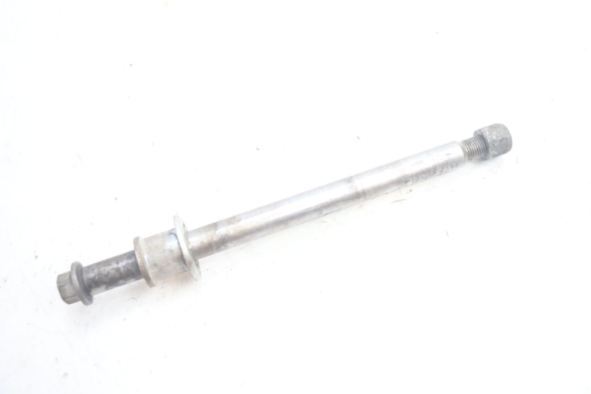 photo de EIXO DA RODA DIANTEIRA SUZUKI DR S 600 (1985 - 1989) - Detalhe da peça